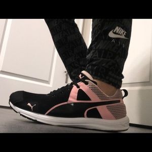PUMA Rose gold and black women’s sneaker